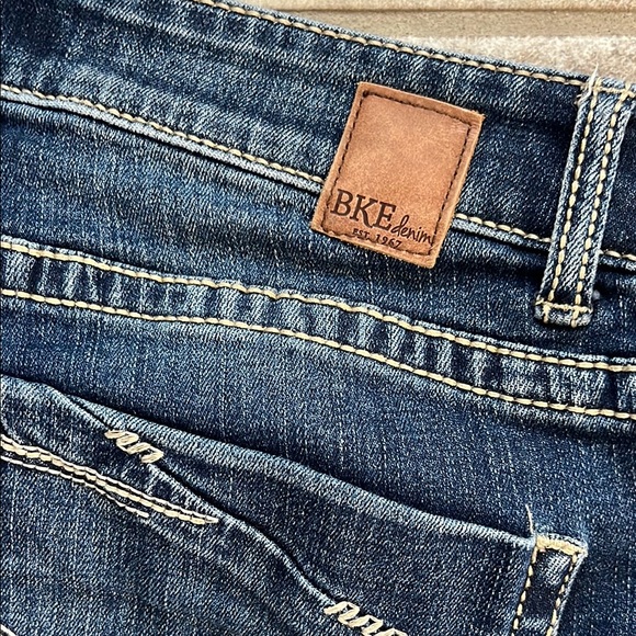 BKE Gabby Blue Denim Shorts 27 - Picture 6 of 8